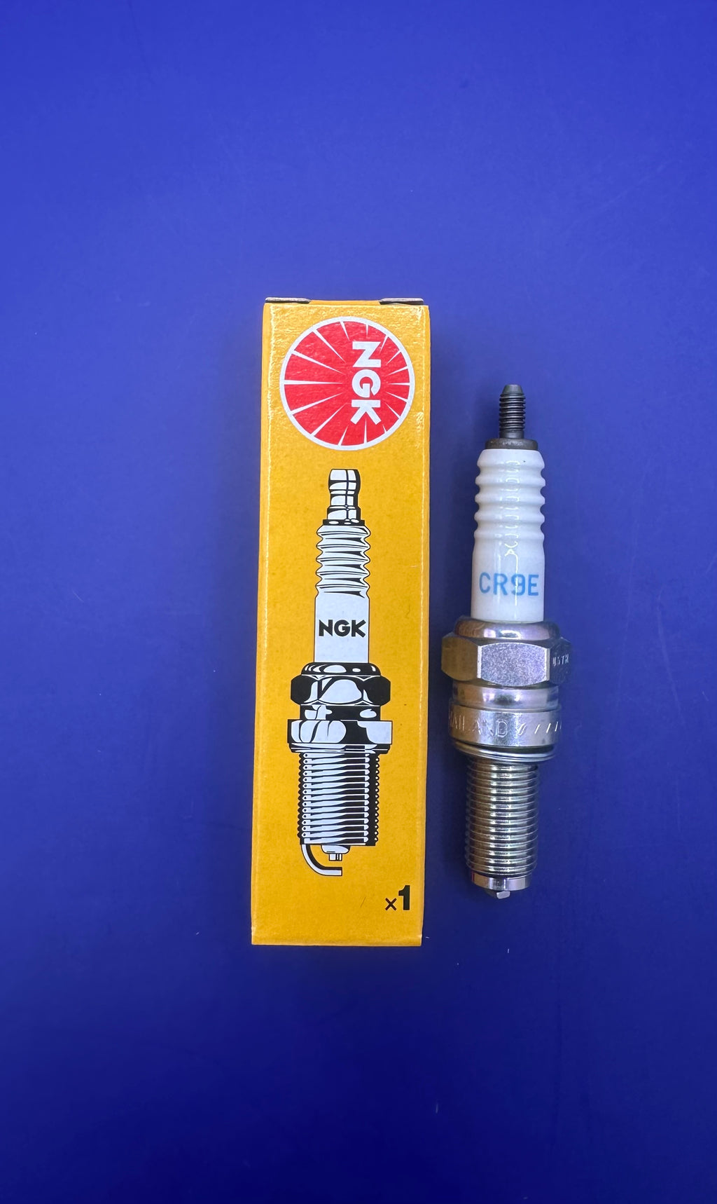 CR9E Spark Plug - NGK