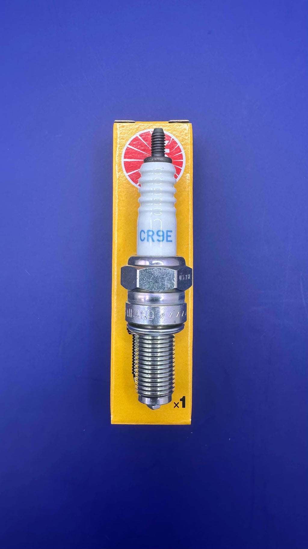 CR9E Spark Plug - NGK