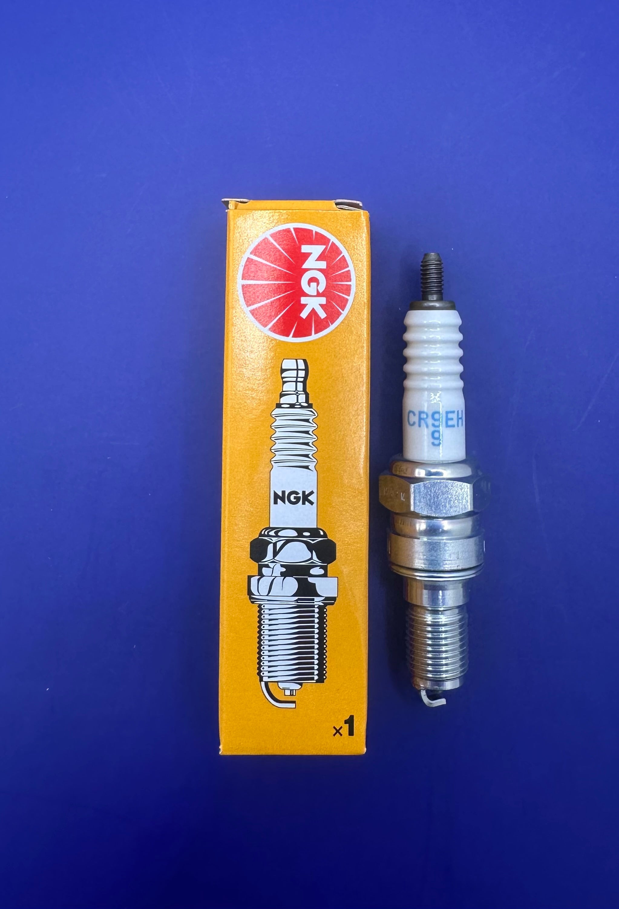 CR9EH-9 Spark Plug - NGK
