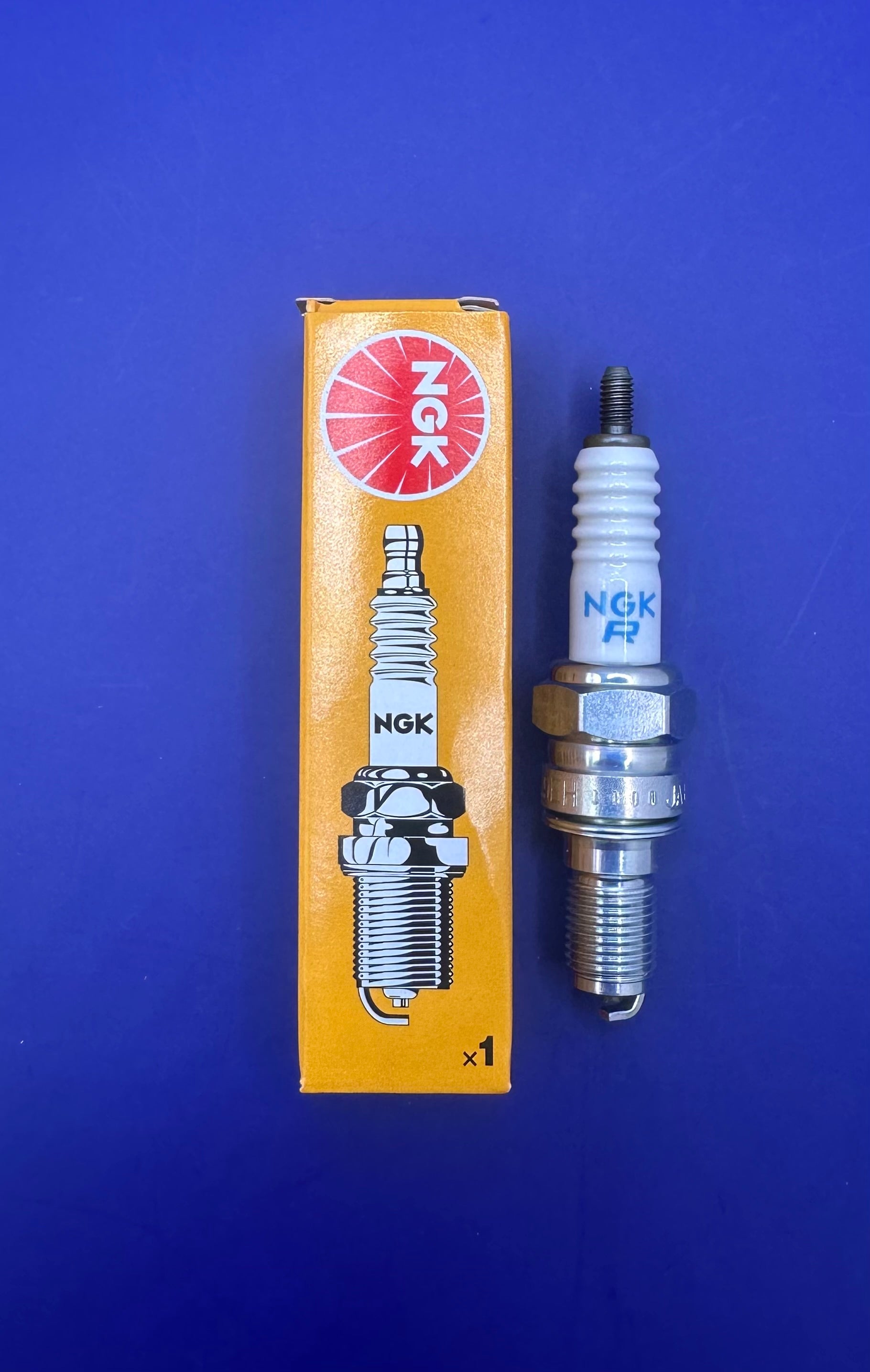 CR9EH-9 Spark Plug - NGK