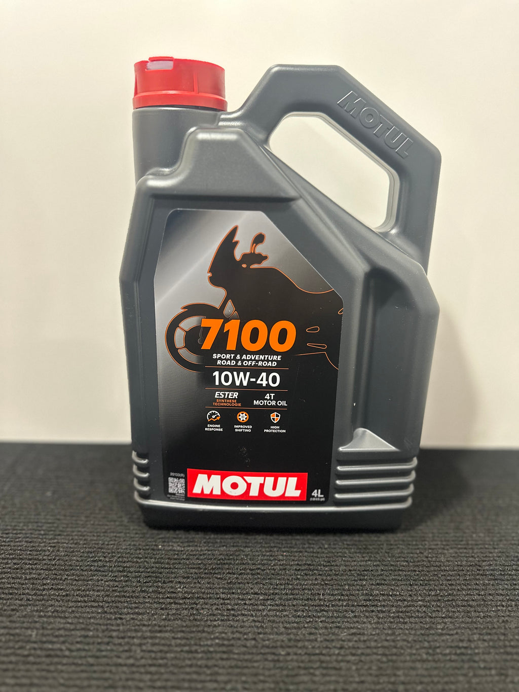 Motul 7100 Synthetic 4T 10W-40 Engine Oil 4L